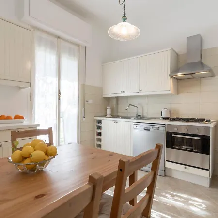Apartmán Giardino Dei Aranci By Interhome